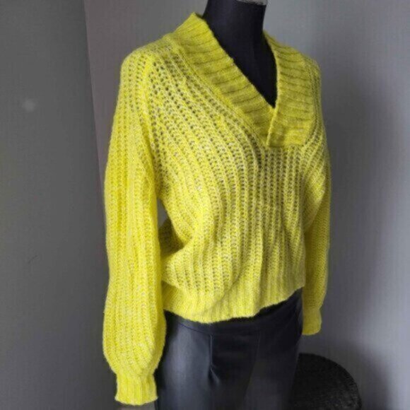 Anthropologie Oversized Cropped Wool V Neck Knit Sweater NWT Sz S - Picture 5 of 10